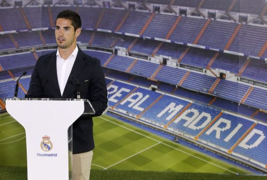 尤文客战那不勒斯大名单：伊尔迪兹领衔，加蒂、DV9伤缺（尤文做客那不勒斯出征名单：伊尔迪兹压阵，加蒂与DV9因伤缺席）