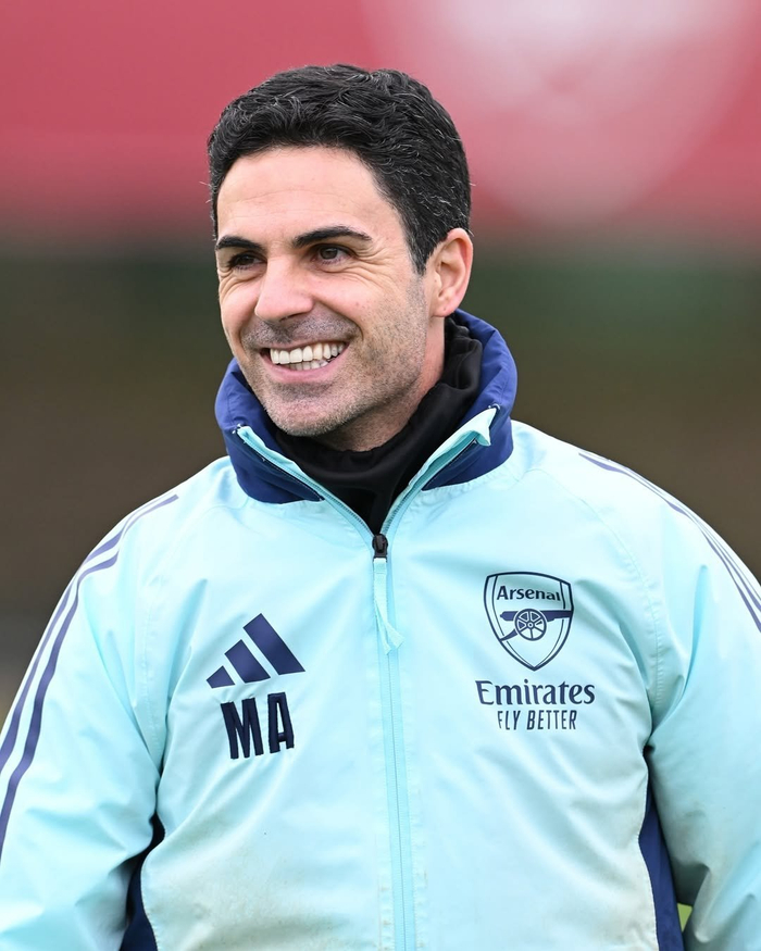 篮球湖人核心球员连续四场得分上双（湖人核心已连续四战得分上双）