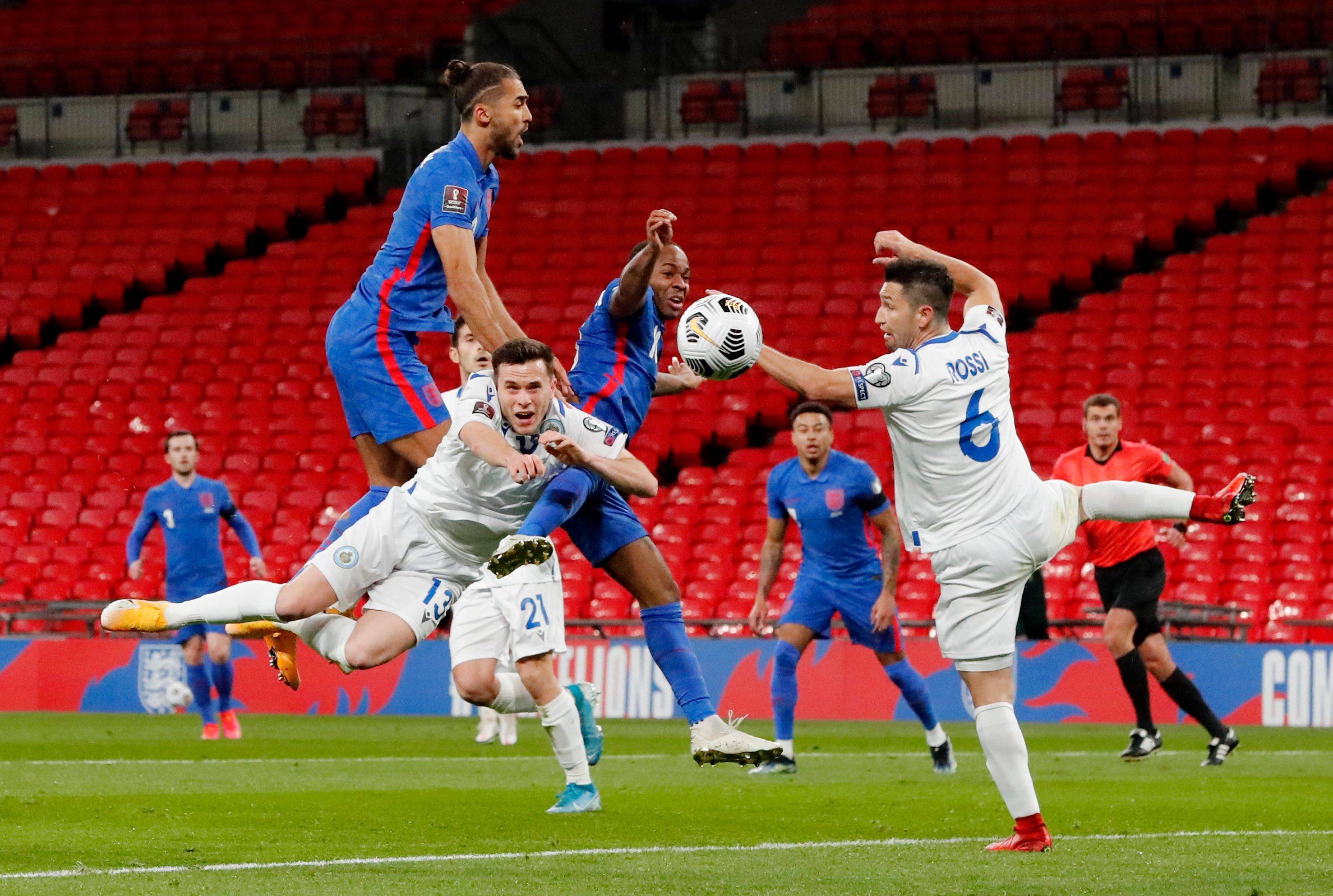 海港客战武里南联：海港3外援首发，李圣龙、杨世元出战（海港客场挑战武里南联：三外援首发，李圣龙与杨世元出战）