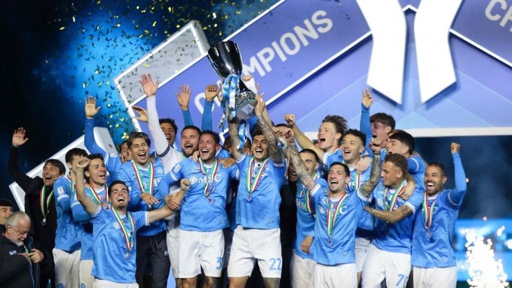 波多尔斯基：现在的拜仁踢得很有统治力；希望阿森纳英超夺冠（波多尔斯基：拜仁如今展现统治级表现，盼阿森纳问鼎英超）