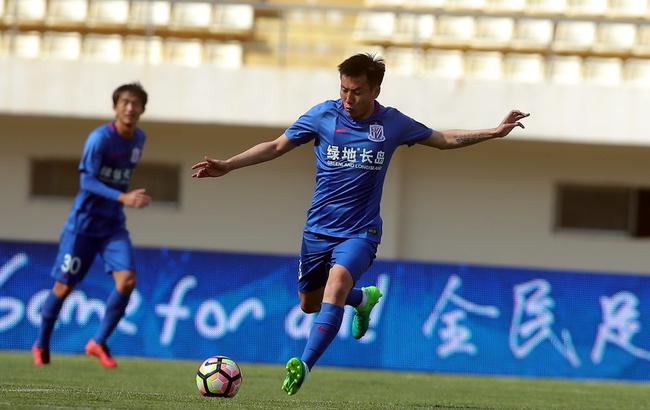 林加德参加综艺展示自己在首尔的生活，住豪华公寓+喜欢护肤（林加德亮相综艺晒首尔日常：住豪华公寓、热爱护肤）