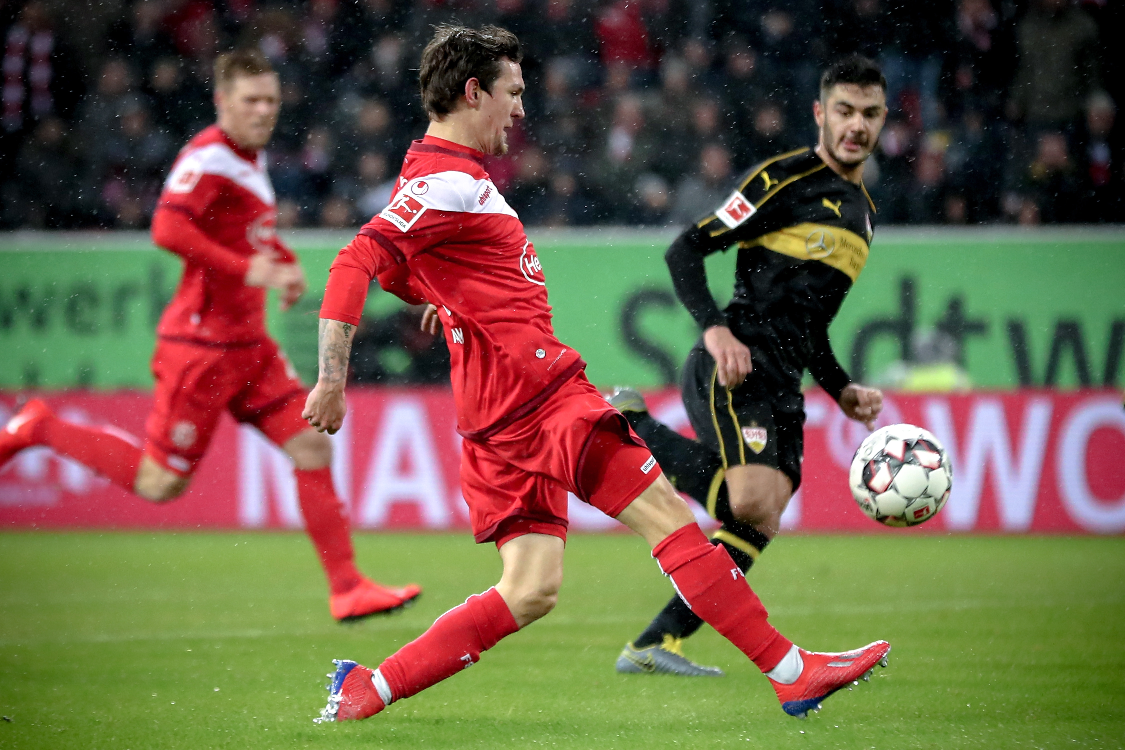 洪明甫：我们的中场运转并不顺畅，问题将在世界杯前解决（洪明甫：中场运转不佳，将在世界杯前彻底解决）