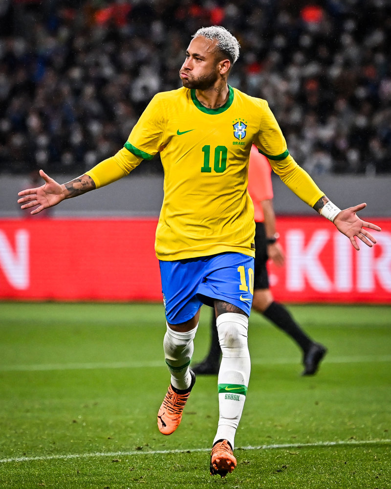 弗里克：佩德里有可能首发；收到消息后我起床看了皇马的集锦（弗里克：佩德里有望首发；得知消息后我起床观看皇马集锦）